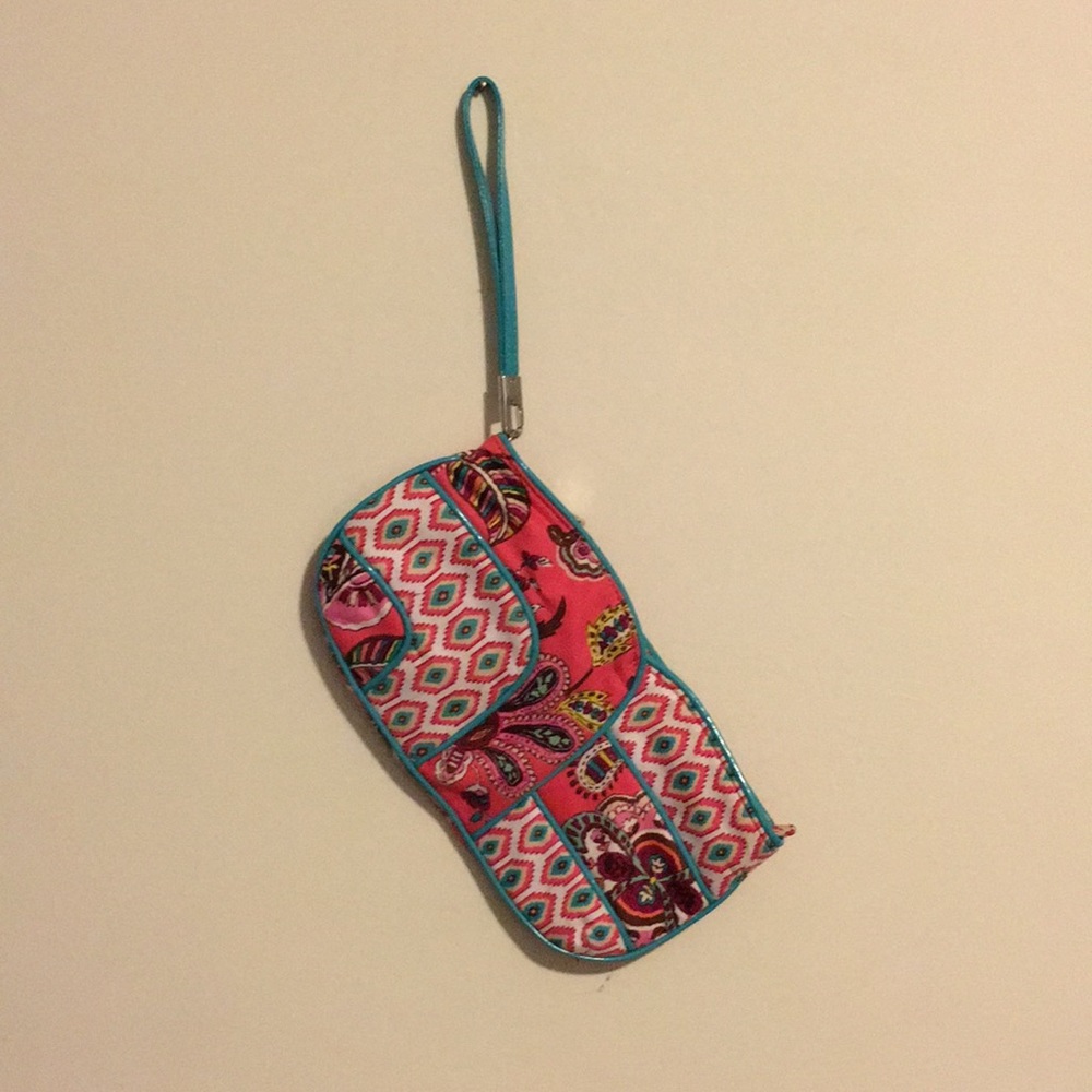 NWOT Vera Bradley Paisley Wristlet